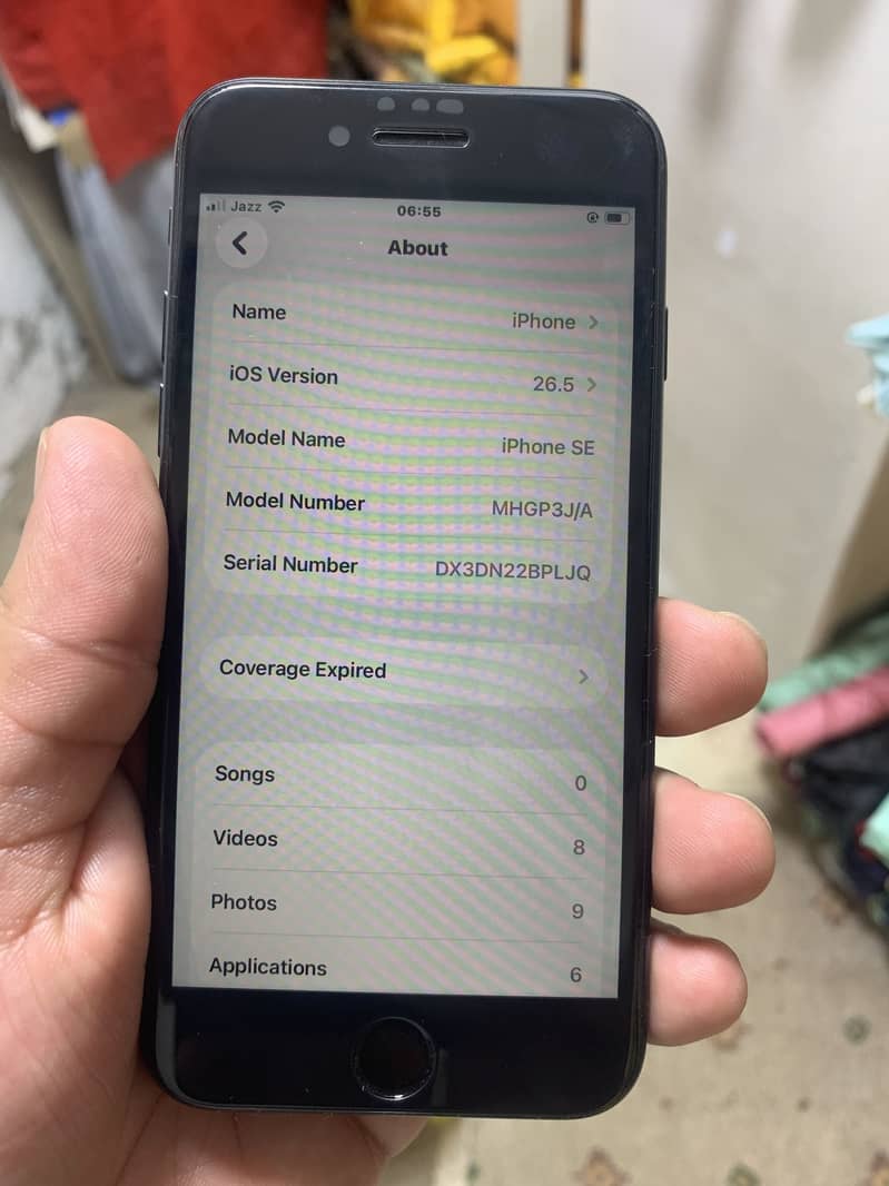 Apple iPhone SE 4