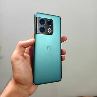 One Plus 10 Pro
