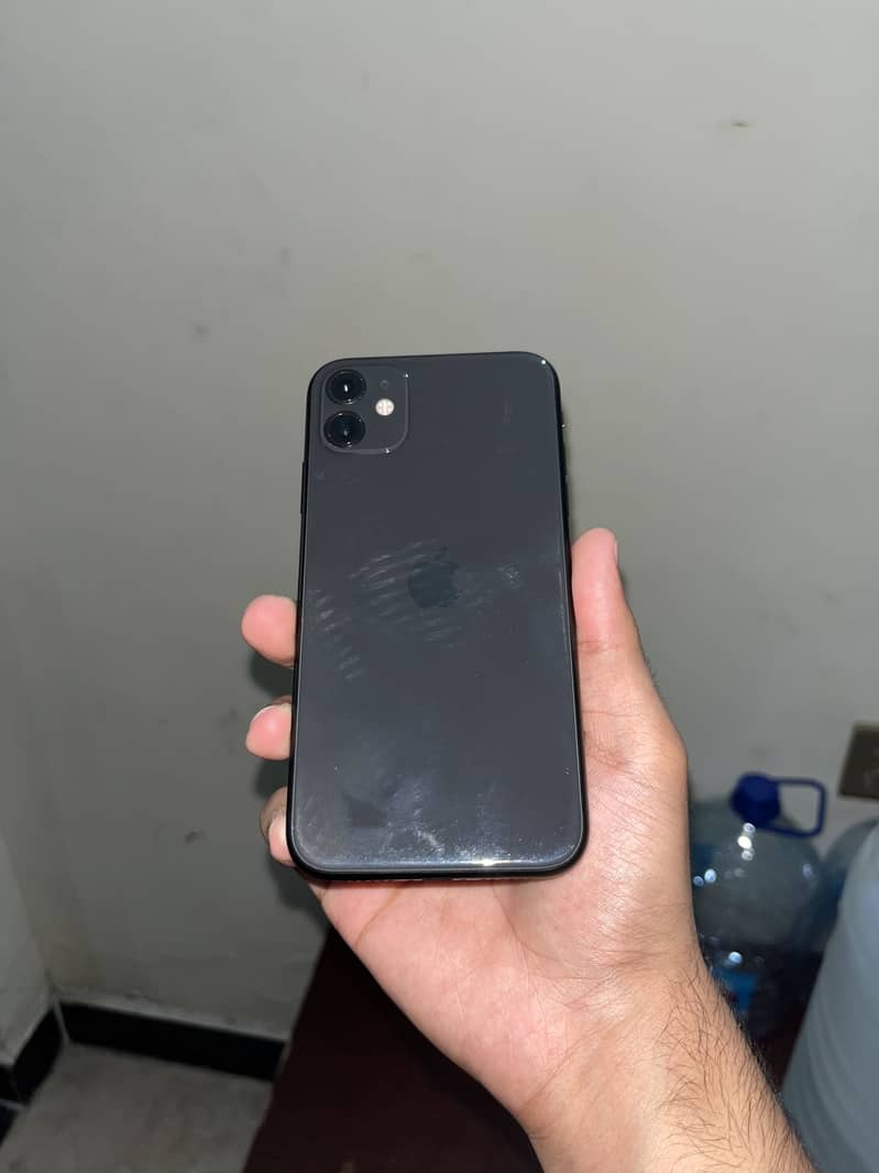 Apple iPhone 11 3
