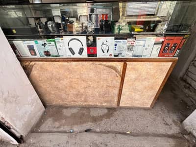 mobile shop counter and accessories for sale agar shop leni ha av