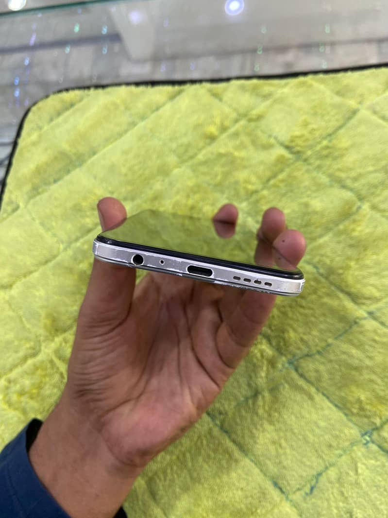 Infinix Note 11 4