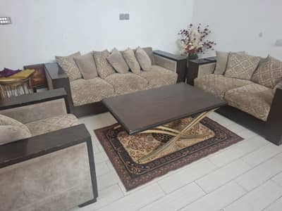 6 seater sofa set with centre table