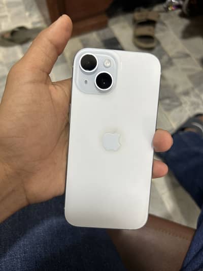 Apple iPhone 15