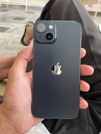 Apple iPhone 13