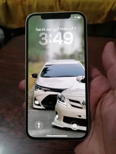 Apple iPhone 12