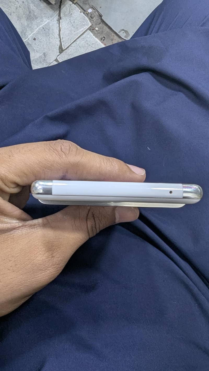 Google Pixel 6 Pro 2