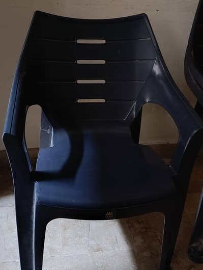 Boss chair pack of 3 full plastic Elegance chair