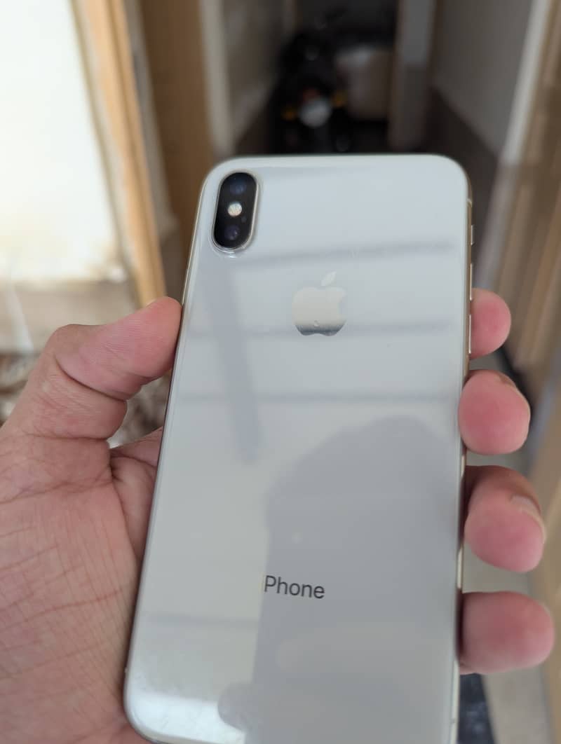 Apple iPhone X 0