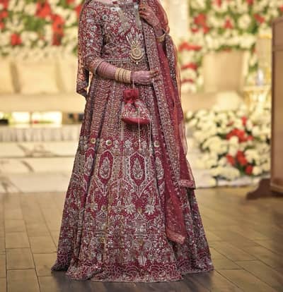 Barat bridal dress ( price negotiable)