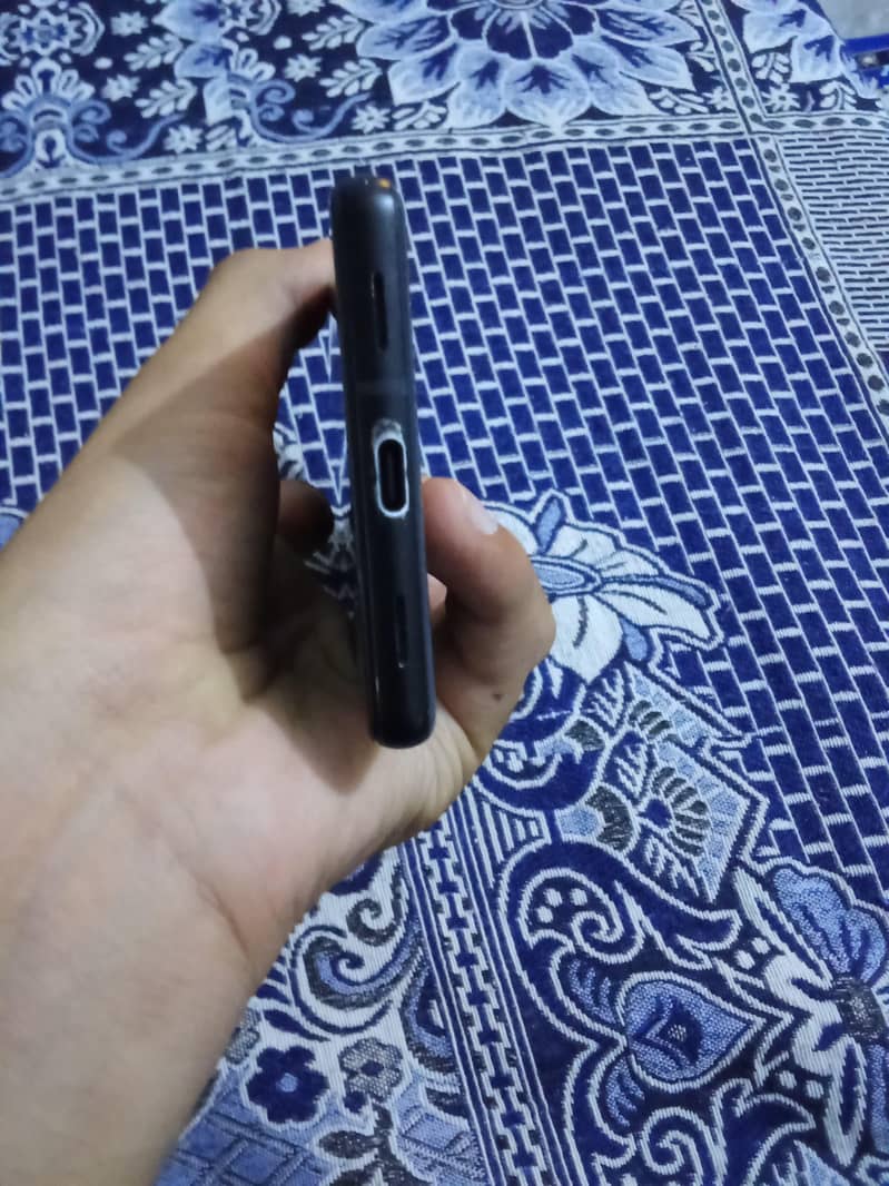 Google Pixel 6a 4