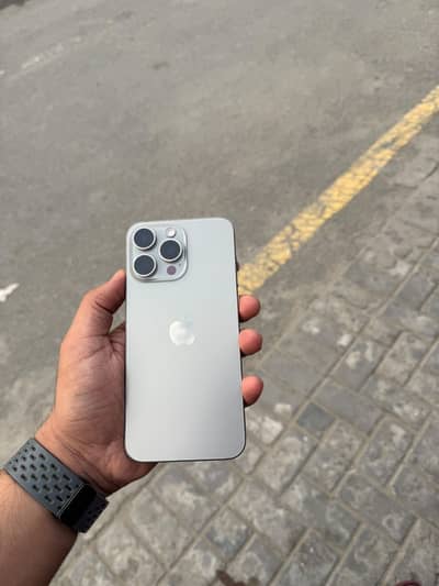 Apple iPhone 15 Pro Max