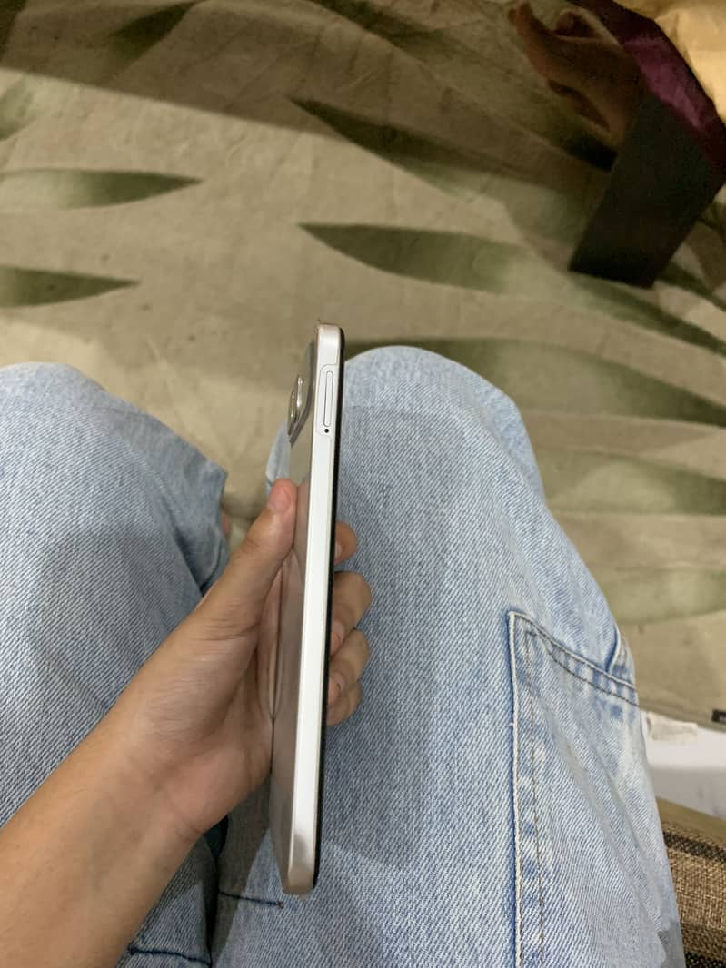 Android phone 4