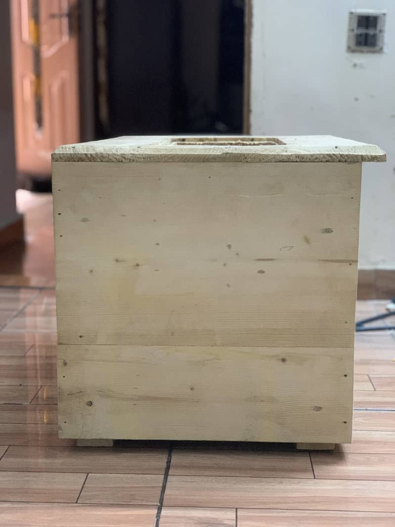 Sewing machine table 1