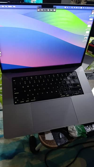 Developer Edition MacBook Pro 16" ( M1 Pro ) 32 GB - RAM | 1 TB SSD