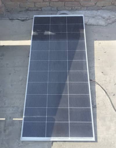 1 PIECE LONGI COMPANY 585 WATT SOLAR PLATE