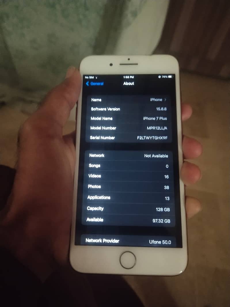 Apple iPhone 7 Plus 3