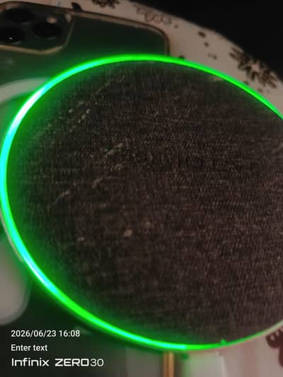 wireless charging for only iPhone's and iPads