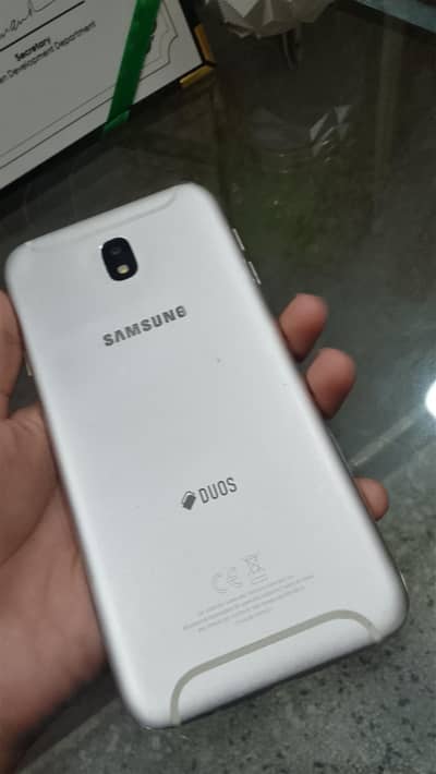 Samsung Mobile J7 Pro