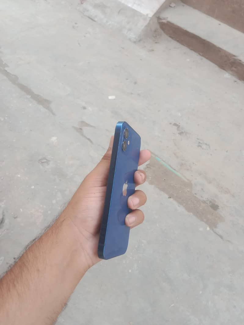Iphone 12 3