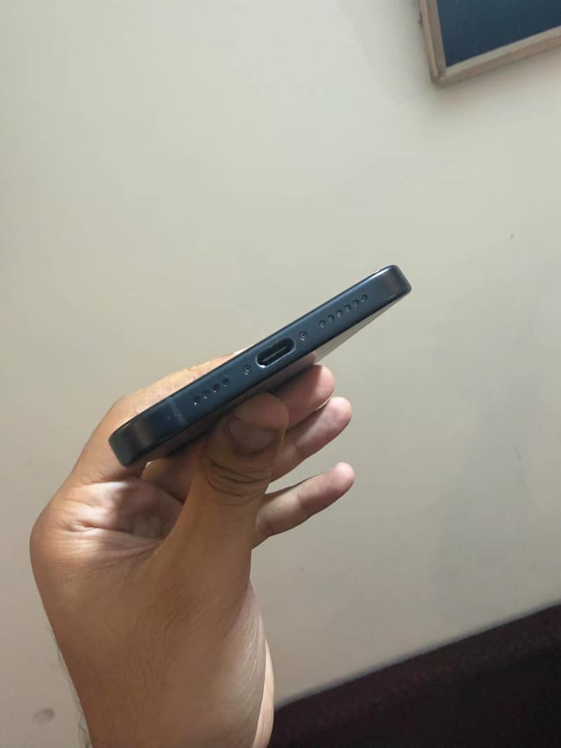 Apple iPhone 16 Plus 5