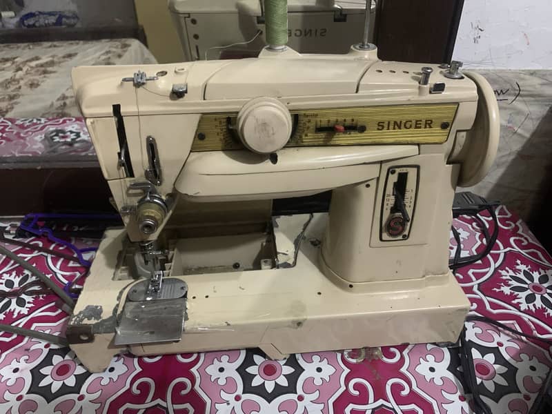 Singer sewing machine 0