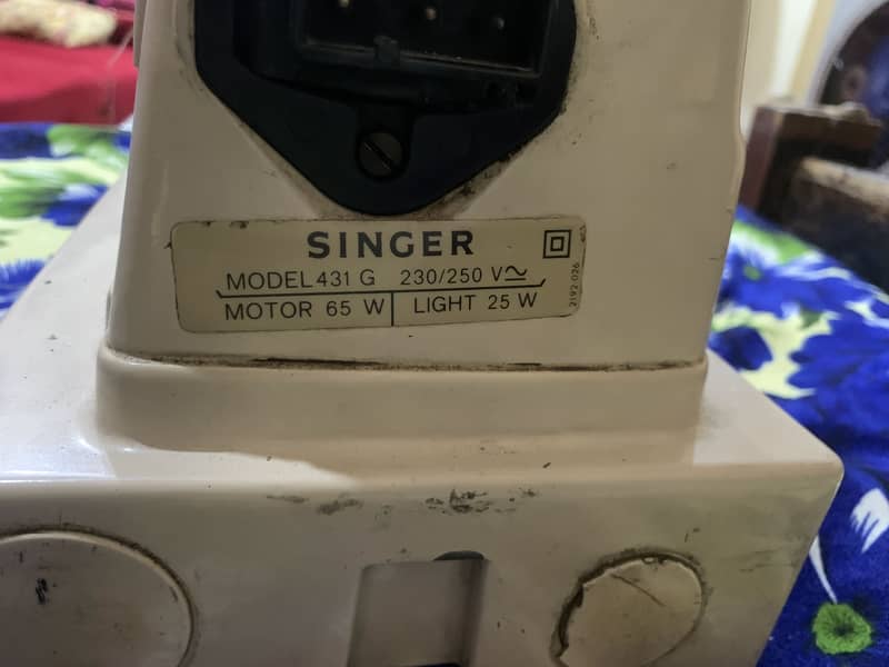 Singer sewing machine 5