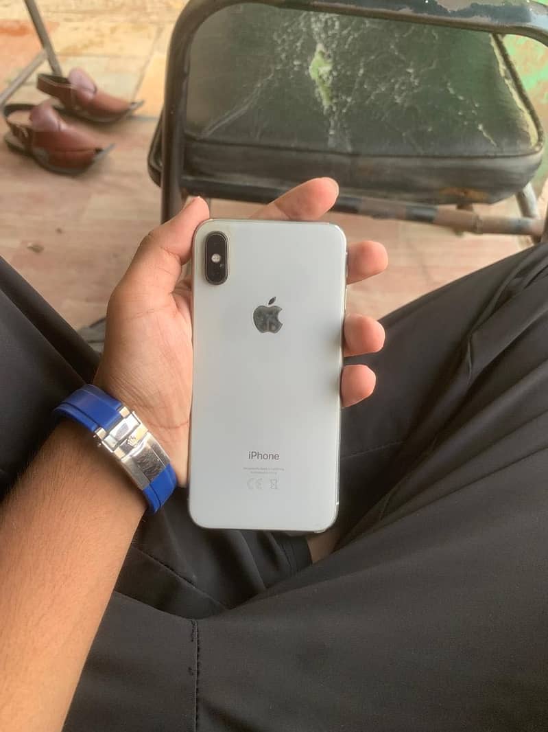 Apple iPhone X 1
