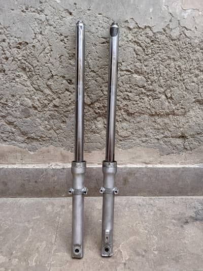 Honda 125 geniun parts for urgent sale