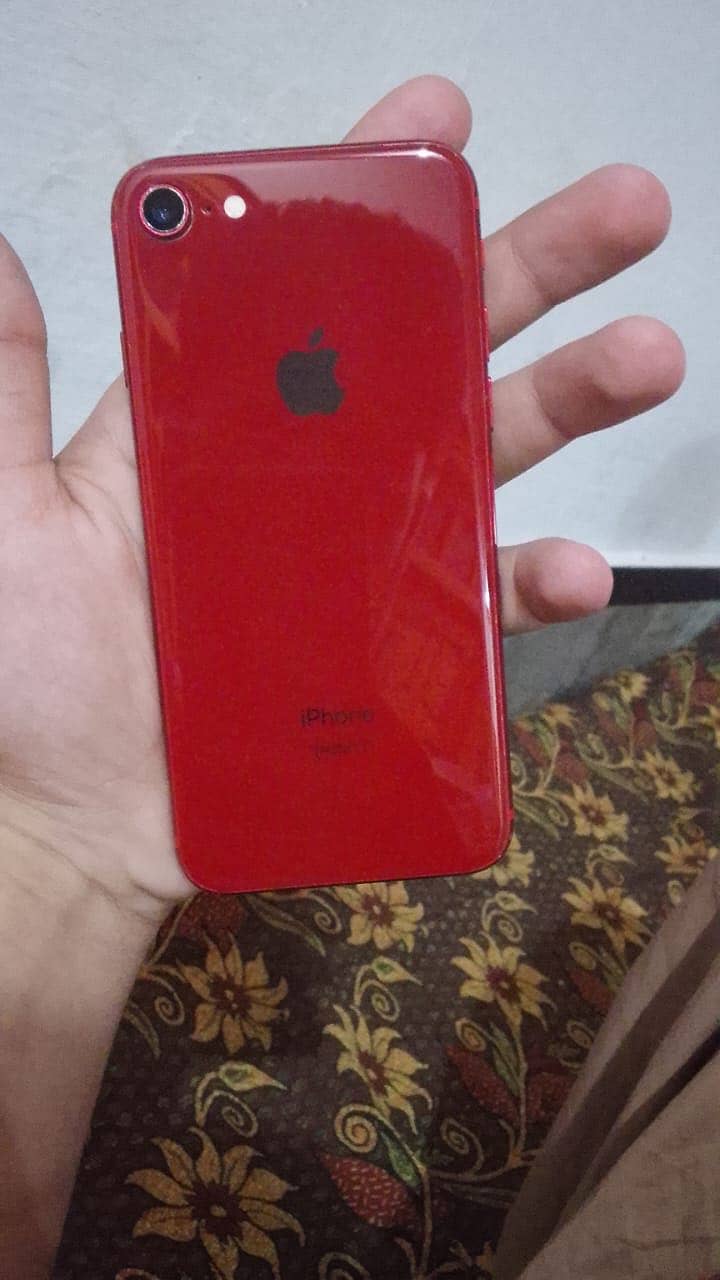 Apple iPhone 8 5