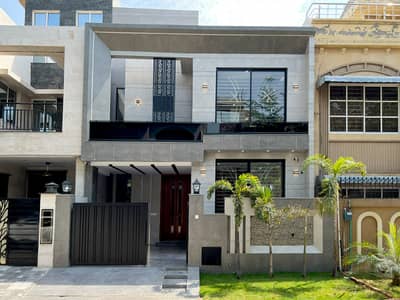 7 Marla Brand New Modern House For Sale in Lake City Sector M-7A