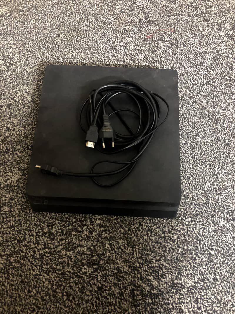 PS4 slim 2