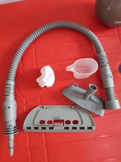 Bissell Multifunctional Steam Cleaner with Accessories