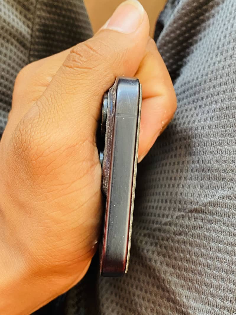 iPhone 15 Pro 5