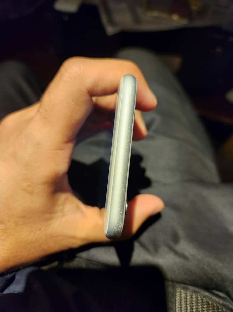 Apple iPhone 6 1