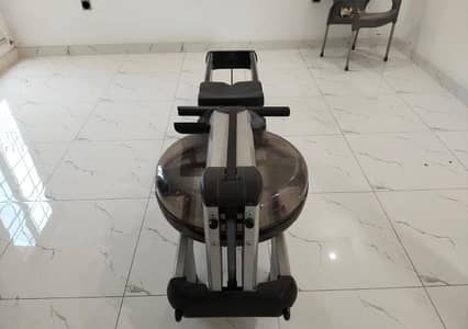 Life Fitness Row  Rowing Machine – Excellent Condition
