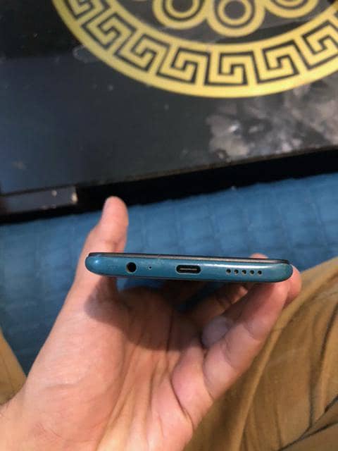 Redmi Note 9 4