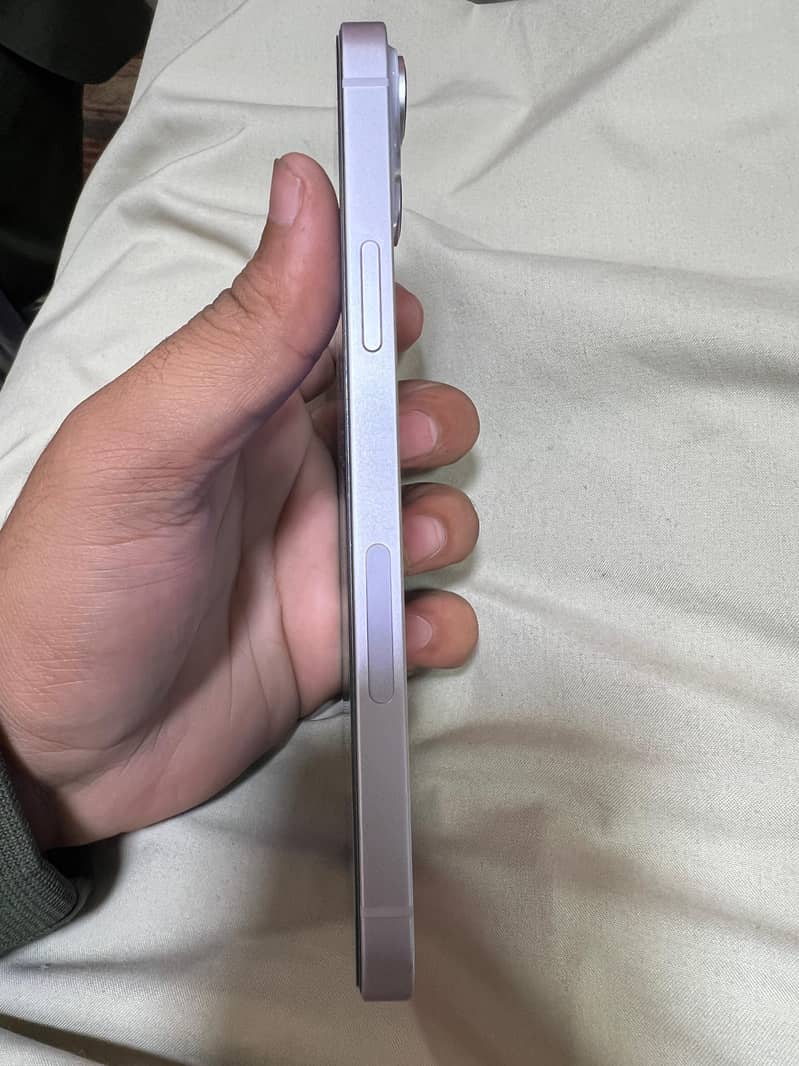 Apple iPhone 14 plus 1