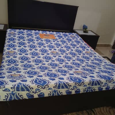 78/60-4 Dura foam in excellent condition