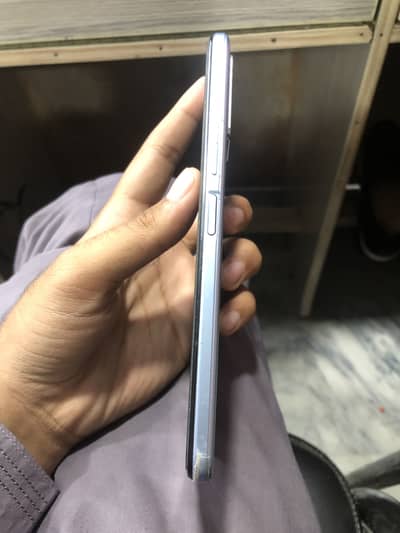 Vivo Y33s