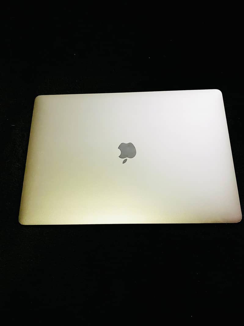 MacBook Pro 15.4" 3