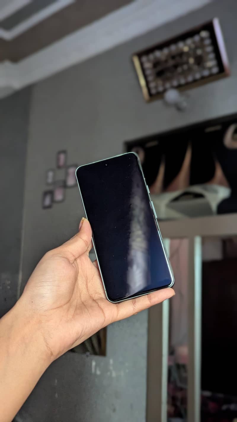 Google Pixel 8 2