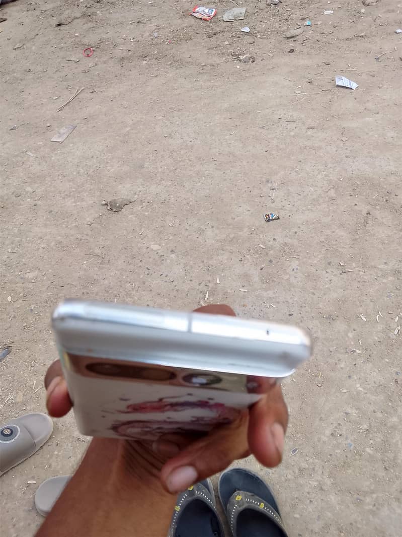 Google Pixel 7 Pro 6