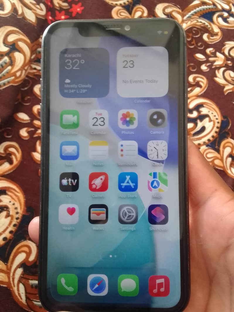 Apple iPhone 11 1