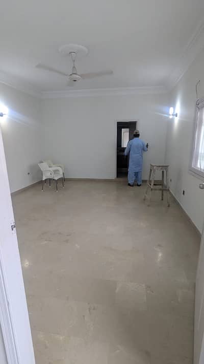 Ph 2 500 Yd Bungalow Ground Portion For Rent