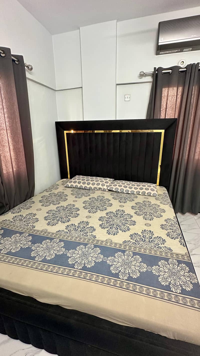 King Size Bed 1