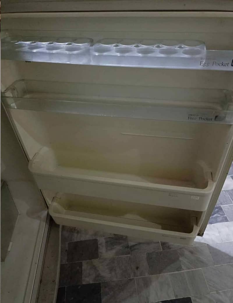 **Sharp Refrigerator Freezer** Original 6