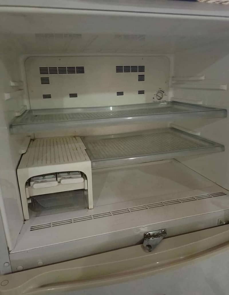 **Sharp Refrigerator Freezer** Original 7
