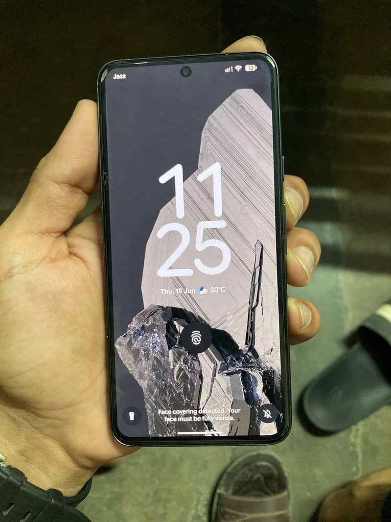 Google Pixel 8 4
