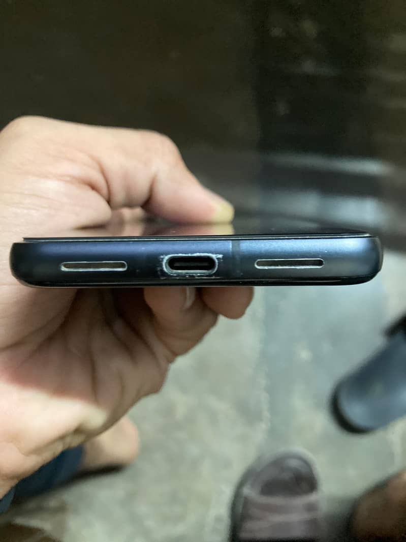 Google Pixel 8 5