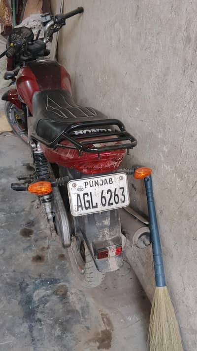 Suzuki GR 150